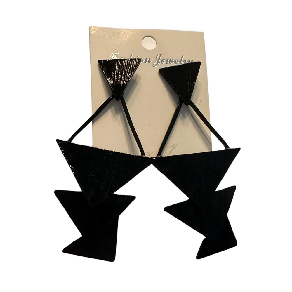 Modern Chic Geometric Black Metal Drop Earrings